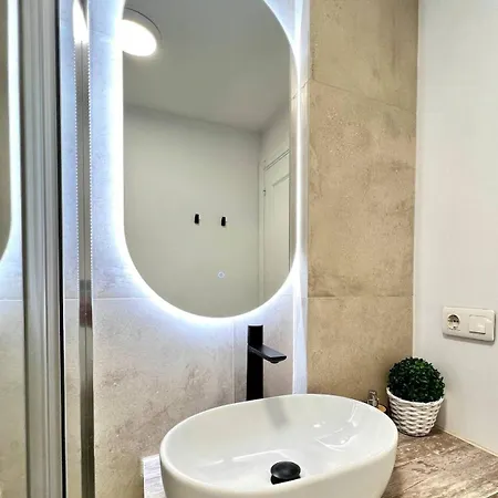 Modern In Juan De Austria Apartment